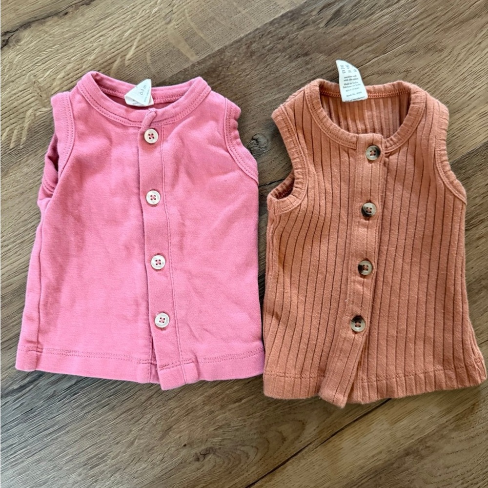 Kate Quinn organic cotton tanks